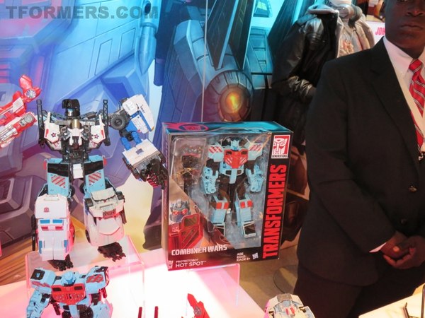 Toy Fair 2015   First Looks At Defensor Combiner Wars Figures Images  (3 of 17)